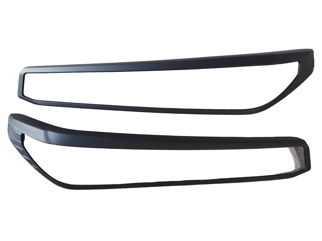 Toyota Hilux GD6 Travo 2026 | Headlight Trim Matt Black